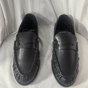 Saint Laurent LE LOAFER SUPPLE LEATHER, black, 7.5